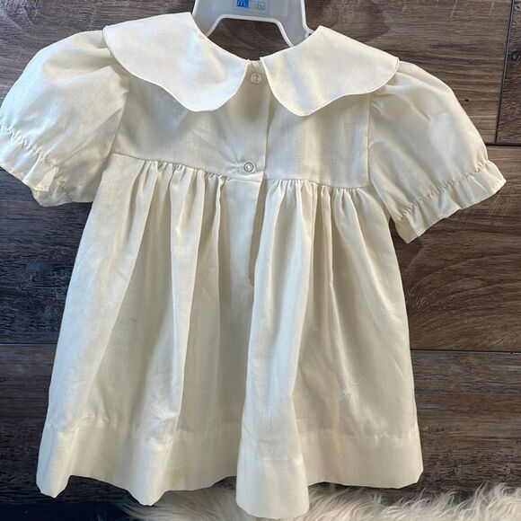 Infant Girls Dress,6mths (13-16lbs)Cream color w/floral embroidery on Dress Bib - Picture 3 of 3